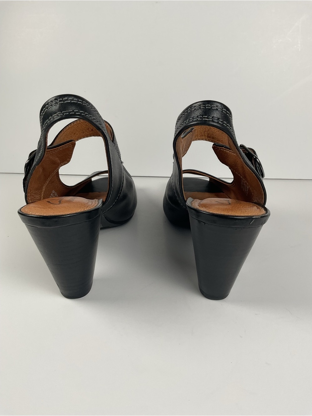 Clarks Artisan Black Leather Slingback Peep Toe Heels Women’s 9.5M - Picture 7 of 11